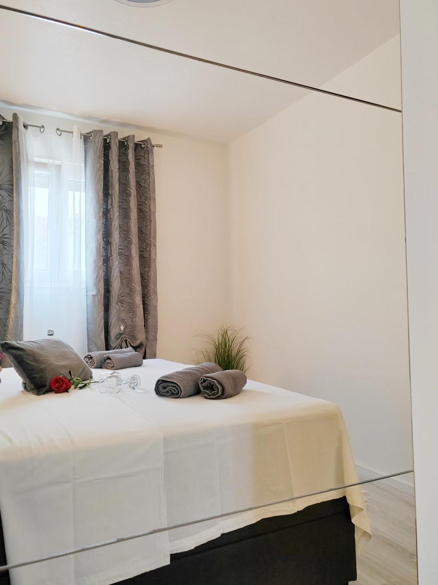 זאדאר Apartment Toni With Private Parking מראה חיצוני תמונה
